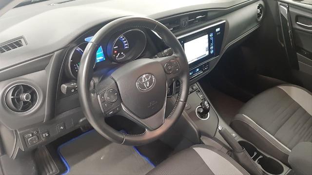 TOYOTA Auris 1.8 140H Hybrid Active