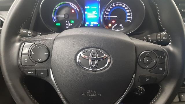 TOYOTA Auris 1.8 140H Hybrid Active
