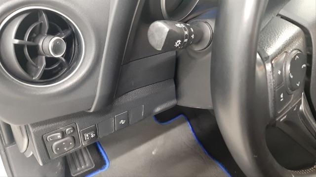 TOYOTA Auris 1.8 140H Hybrid Active