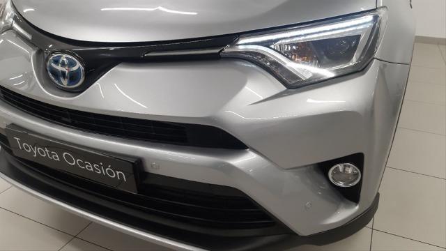 TOYOTA Rav4 2.5l hybrid 4WD Advance