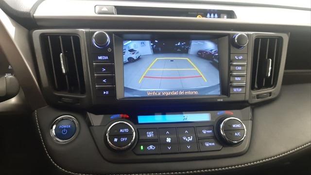 TOYOTA Rav4 2.5l hybrid 4WD Advance