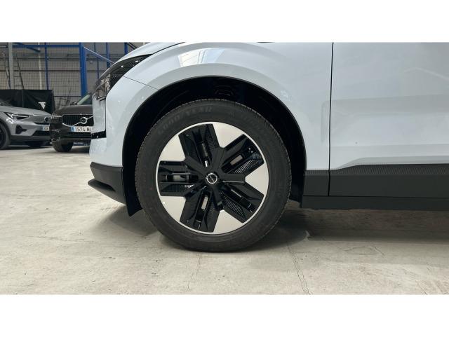 Volvo Ex30 Single Motor Extended Range Core Auto 200 kW (272 CV)