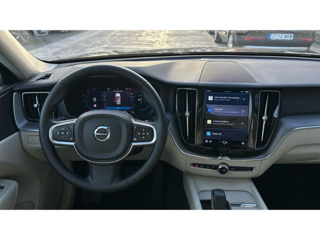 Volvo Xc60 T6 Recharge Core AWD Auto 257 kW (350 CV)