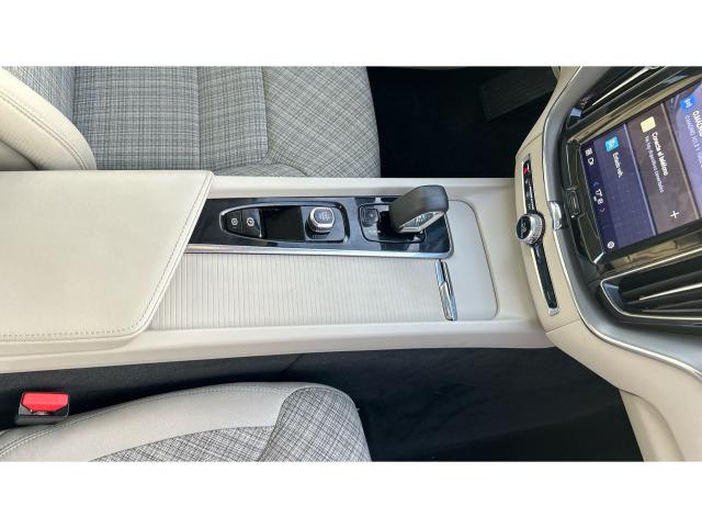 Volvo Xc60 T6 Recharge Core AWD Auto 257 kW (350 CV)