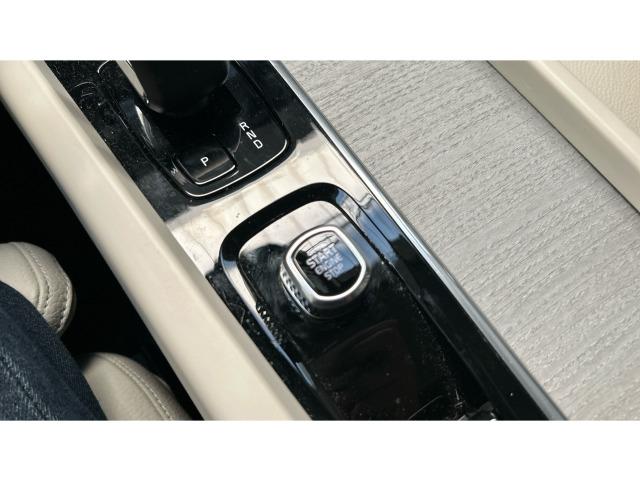 Volvo Xc60 T6 Recharge Plus Dark AWD Auto 257 kW (350 CV)