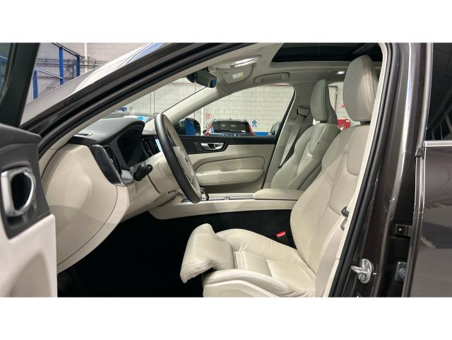 Volvo Xc60 T6 Recharge Plus Dark AWD Auto 257 kW (350 CV)