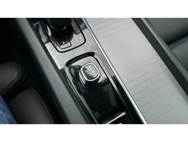 Volvo Xc60 T6 Recharge Plus Dark AWD Auto 257 kW (350 CV)