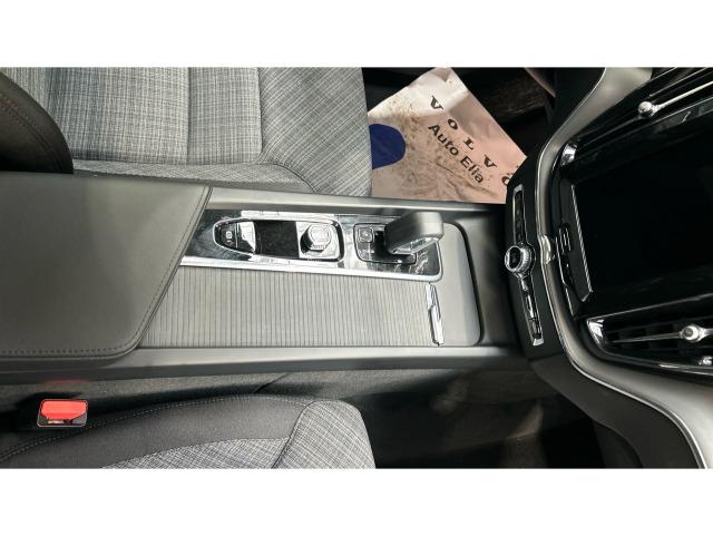 Volvo Xc60 T6 Recharge Core AWD Auto 257 kW (350 CV)
