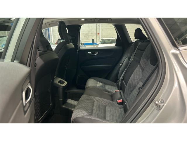 Volvo Xc60 T6 Recharge Core AWD Auto 257 kW (350 CV)