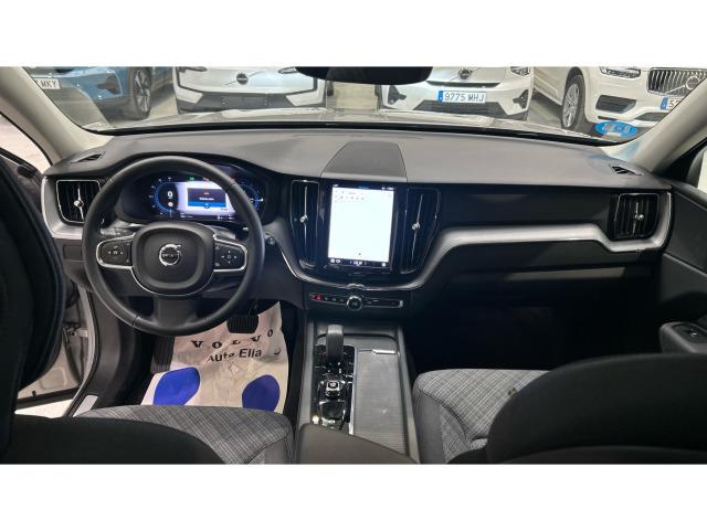 Volvo Xc60 T6 Recharge Core AWD Auto 257 kW (350 CV)