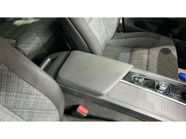 Volvo Xc60 B4 G Essential Auto 145 kW (197 CV)
