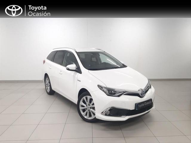 TOYOTA Auris 1.8 140H Advance Touring Sports