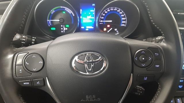 TOYOTA Auris 1.8 140H Advance Touring Sports
