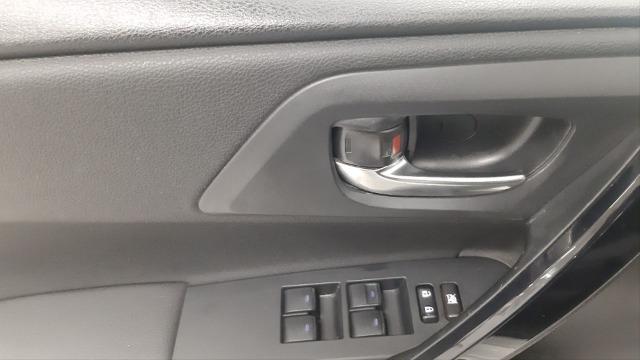 TOYOTA Auris 1.8 140H Advance Touring Sports