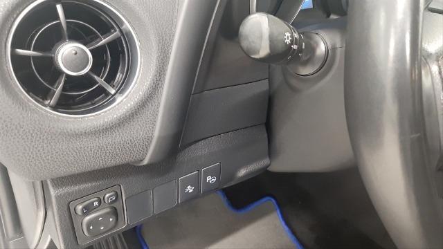 TOYOTA Auris 1.8 140H Advance Touring Sports