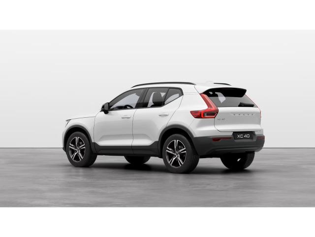 Volvo Xc40 B3 G Plus Dark Auto 120 kW (163 CV)