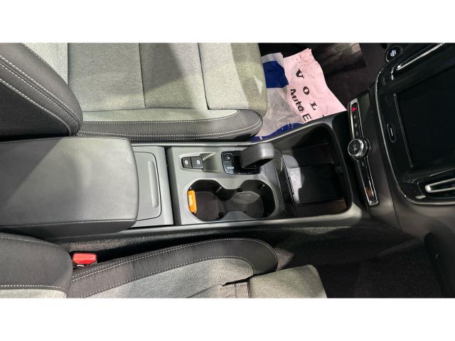 Volvo Xc40 B3 G Core Auto 120 kW (163 CV)