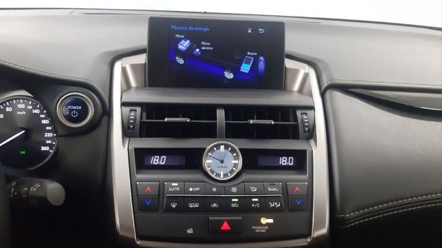 LEXUS Nx 2.5 300h Corporate 2WD