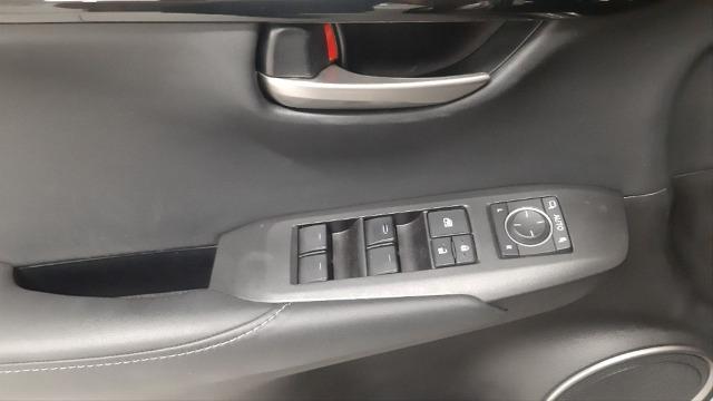 LEXUS Nx 2.5 300h Corporate 2WD