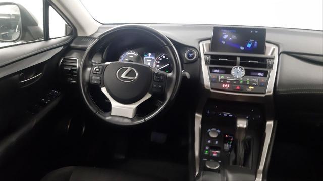 LEXUS Nx 2.5 300h Corporate 2WD