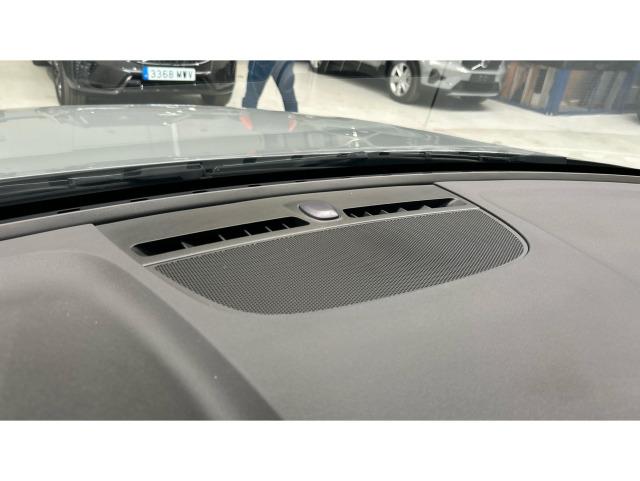 Volvo C40 Recharge Single Plus Auto 175 kW (238 CV)