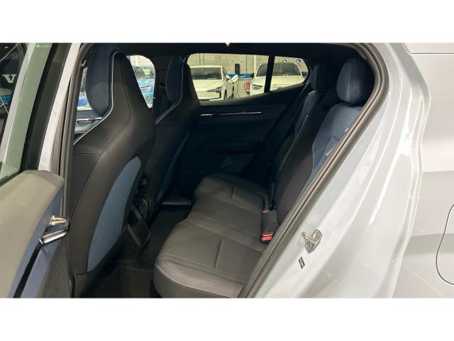 Volvo Ex30 Single Motor Extended Range Core Auto 200 kW (272 CV)