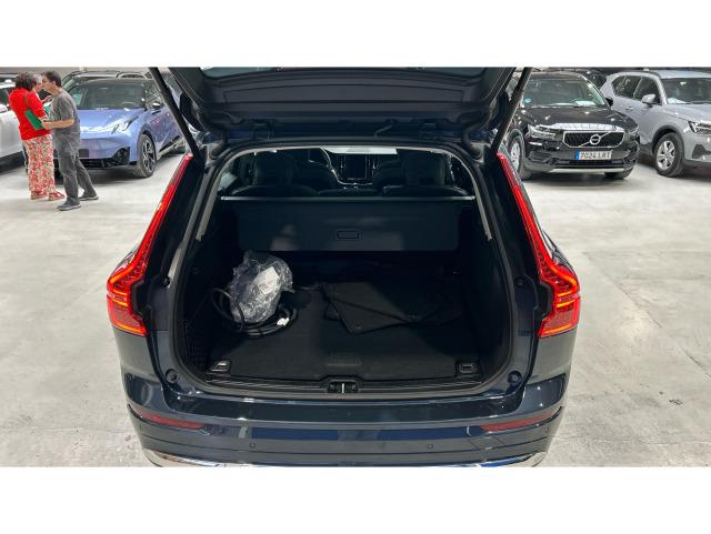 Volvo Xc60 T6 Recharge Core AWD Auto 257 kW (350 CV)