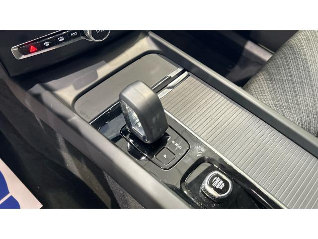 Volvo Xc60 T6 Recharge Core AWD Auto 257 kW (350 CV)