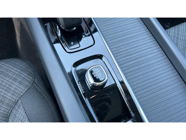 Volvo Xc60 T6 Recharge Core AWD Auto 257 kW (350 CV)