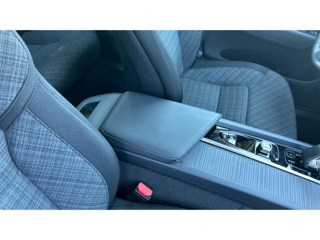 Volvo Xc60 T6 Recharge Core AWD Auto 257 kW (350 CV)