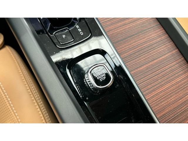 Volvo Xc60 B4 D Ultimate Dark AWD Auto 145 kW (197 CV)