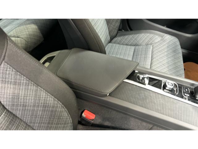 Volvo S60 B4 G Core FWD Auto 145 kW (197 CV)