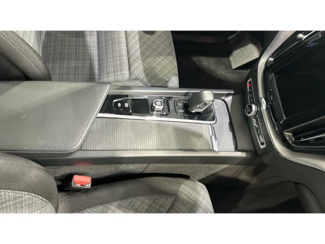 Volvo Xc60 T6 Recharge Core AWD Auto 257 kW (350 CV)