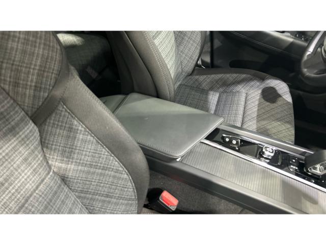 Volvo Xc60 T6 Recharge Core AWD Auto 257 kW (350 CV)