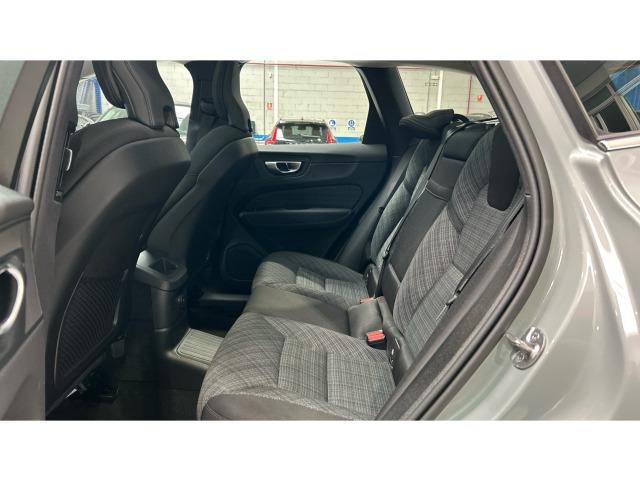Volvo Xc60 T6 Recharge Core AWD Auto 257 kW (350 CV)