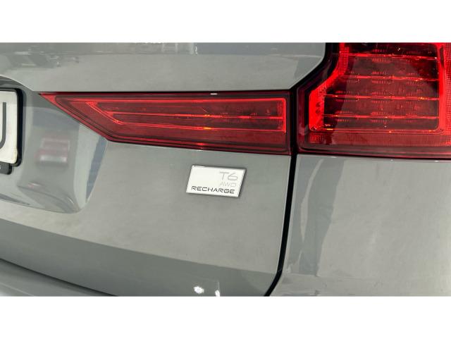 Volvo Xc60 T6 Recharge Core AWD Auto 257 kW (350 CV)