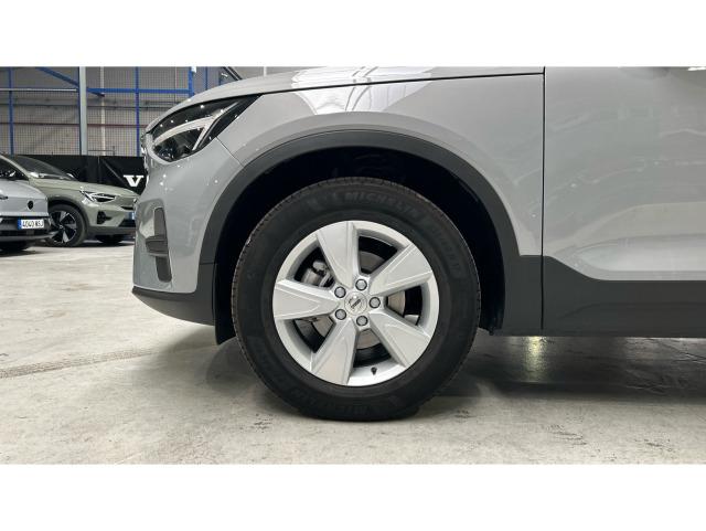 Volvo Xc40 T2 Essential Auto 95 kW (129 CV)