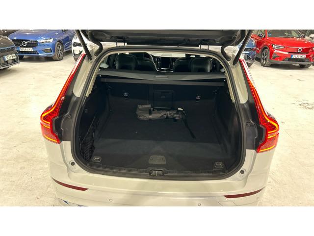 Volvo Xc60 T6 Recharge Core AWD Auto 257 kW (350 CV)