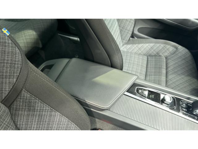 Volvo Xc60 T6 Recharge Core AWD Auto 257 kW (350 CV)