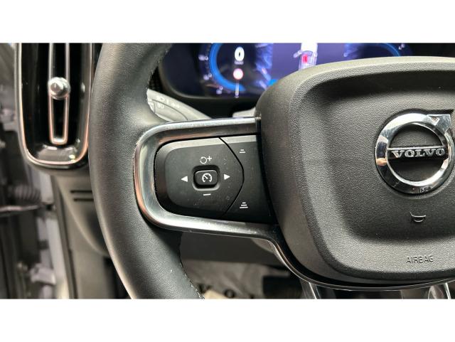 Volvo Xc40 B3 G Ultimate Dark Auto 120 kW (163 CV)