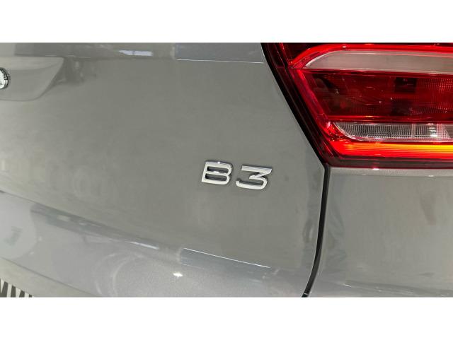 Volvo Xc40 B3 G Ultimate Dark Auto 120 kW (163 CV)