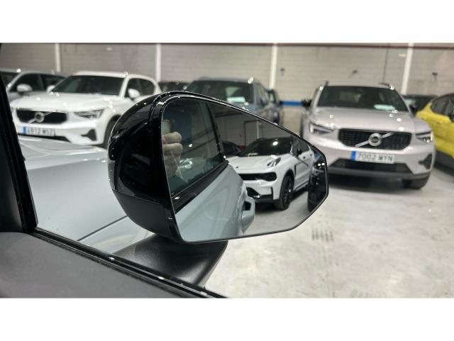Volvo Ex30 Single Motor Extended Range Plus Auto 200 kW (272 CV)