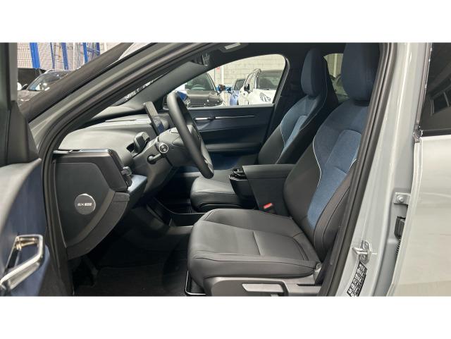 Volvo Ex30 Single Motor Extended Range Plus Auto 200 kW (272 CV)