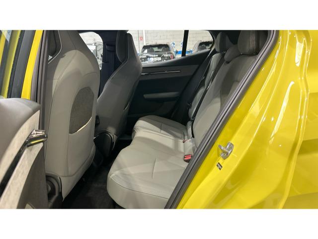 Volvo Ex30 Single Motor Extended Range Plus Auto 200 kW (272 CV)