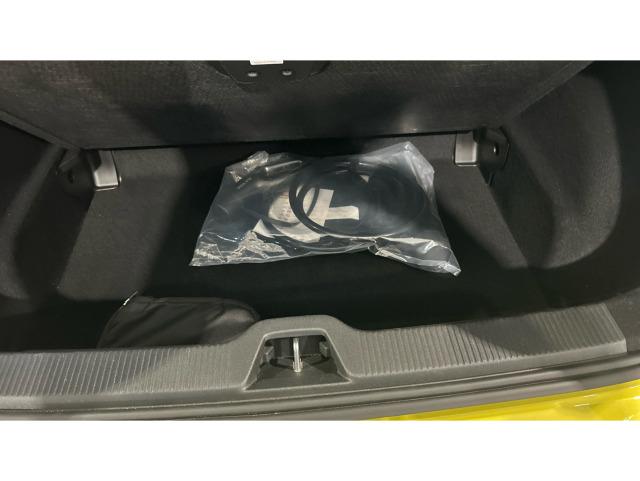 Volvo Ex30 Single Motor Extended Range Plus Auto 200 kW (272 CV)