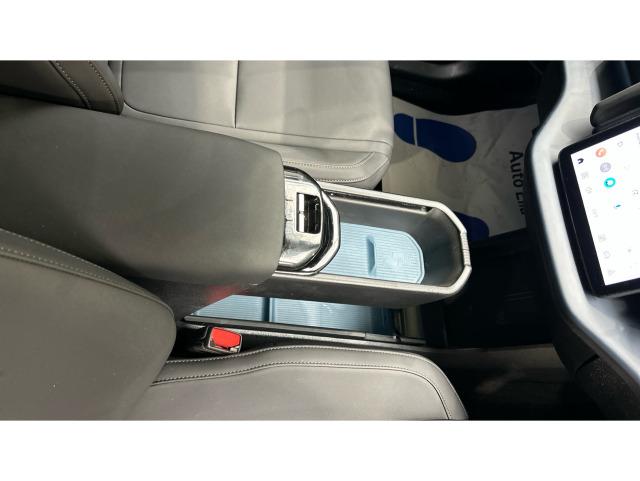 Volvo Ex30 Single Motor Extended Range Plus Auto 200 kW (272 CV)