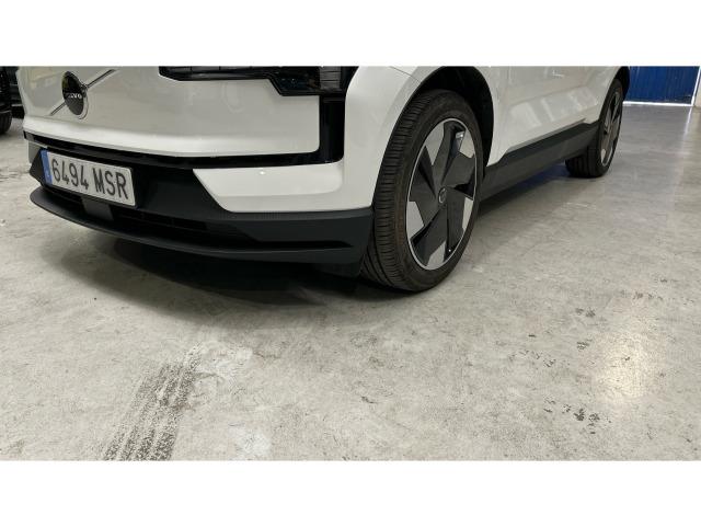 Volvo Ex30 Single Motor Extended Range Plus Auto 200 kW (272 CV)