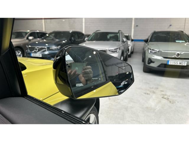 Volvo Ex30 Single Motor Extended Range Plus Auto 200 kW (272 CV)