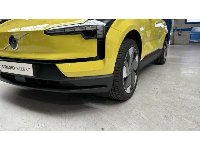 Volvo Ex30 Single Motor Extended Range Plus Auto 200 kW (272 CV)
