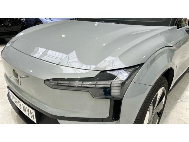Volvo Ex30 Single Motor Extended Range Plus Auto 200 kW (272 CV)